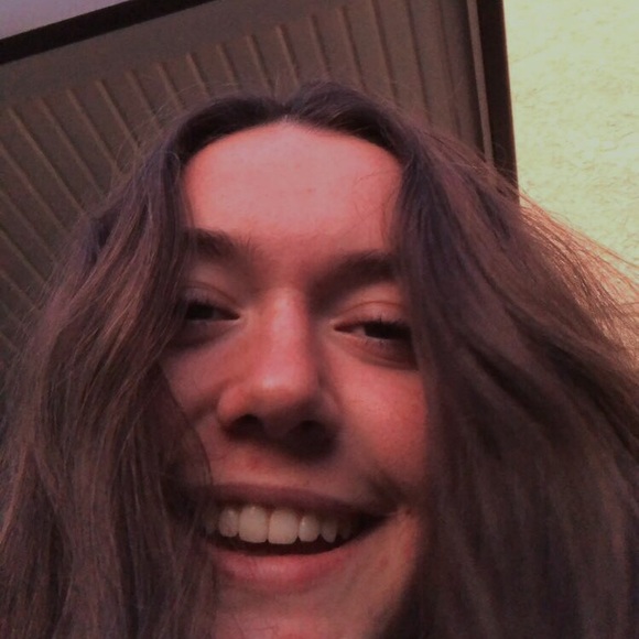 Meet your Posher, Cheyenne - Picture 1 of 1